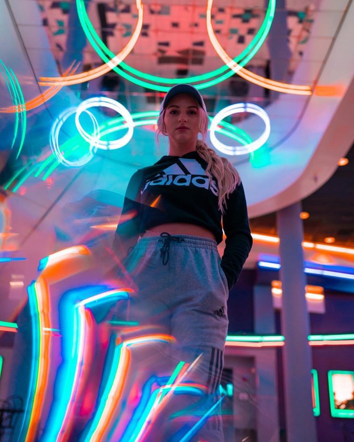Moody and Vibrant Lifestyle Photography by Fritz Haywood