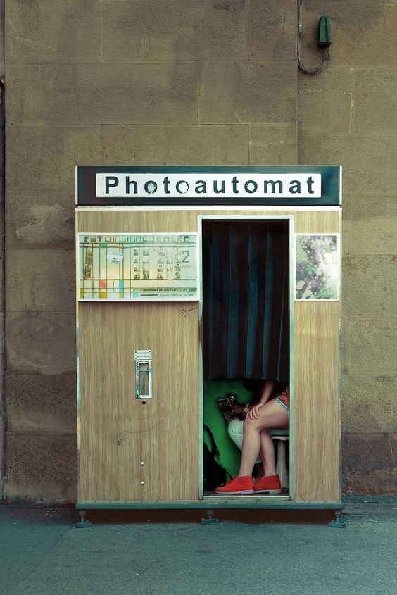 Photoautomatic | scarpette rosse #photography #red #photoautomatic #shoes #italy