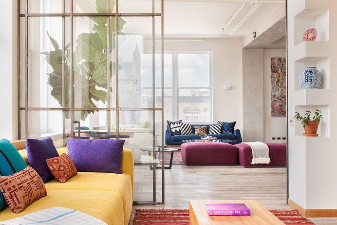 Homy feeling within an industrial shell loft apartment in SoHo by Casamanara - HomeWorldDesign (1) #interior #loft #apartments #design #interiors #soho