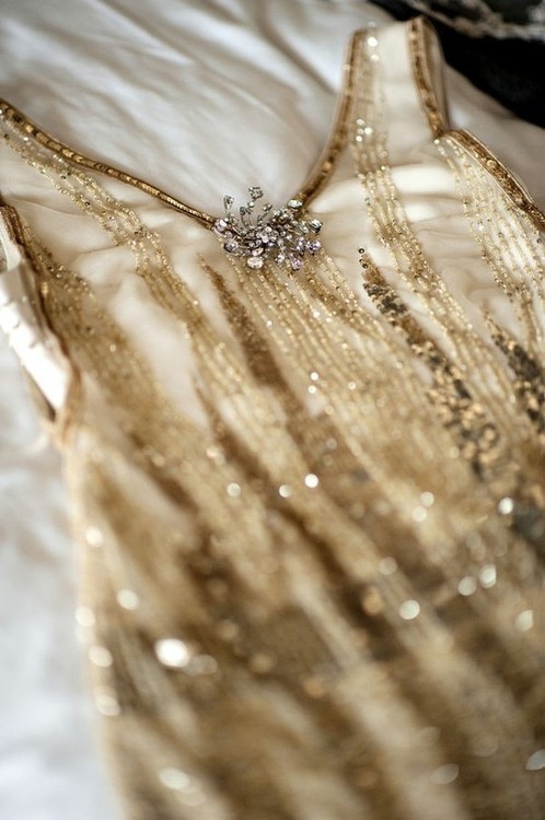 sara lindholm:Fashion #dress #gold
