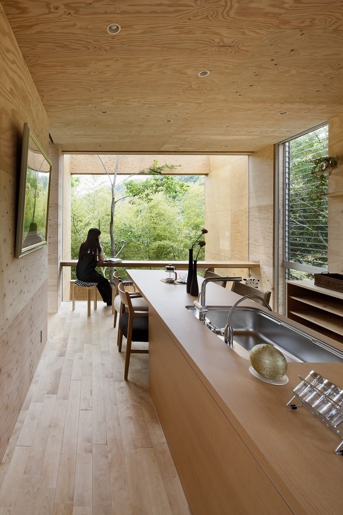 Node House by UID Architects / Japan