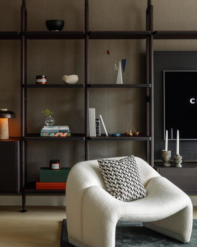 Centre Point Apartment by MoreySmith