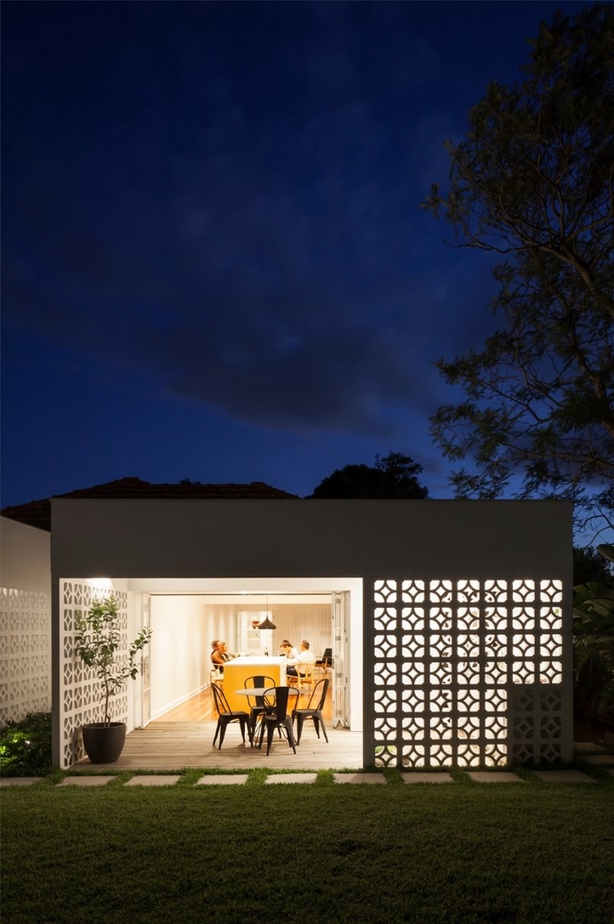 Breeze Block House