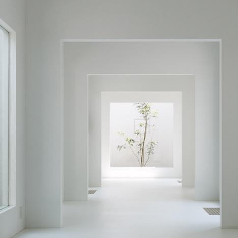 cjwho:nnChiyodanomori Dental Clinic by Hironaka Ogawan #white #room