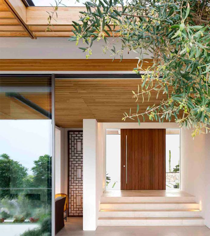 Relaxed Resort-Style Home on Mallorca by SAOTA - InteriorZine