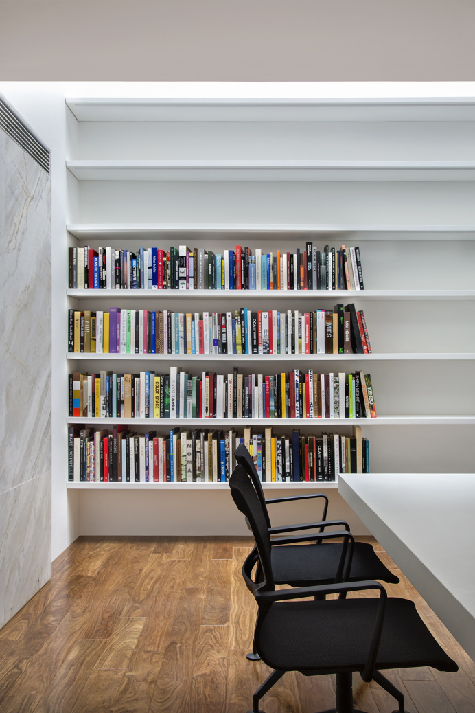 Guilherme Torres Office by Studio Guilherme Torres