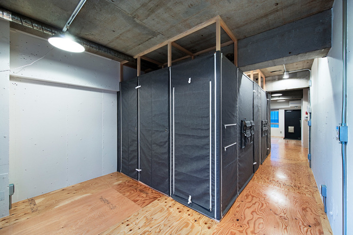 House Nakameguro by Daisuke Motogi Architecture