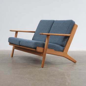 Hans Wegner GE290 Sofa #sofa #modern #warehouse #wegner #shoreditch #grey