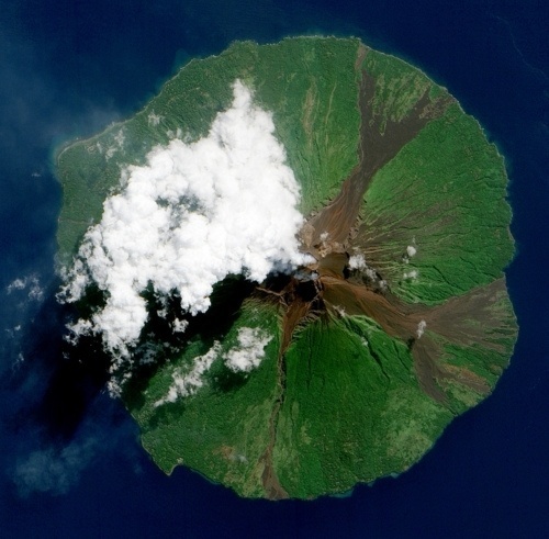 tumblr_m2nv1c3Yod1r25mxao1_500.jpg (500×491) #earth #air #fire #water