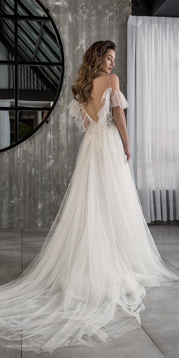 On this day, we offer you the newest collection by Riki Dalal designer. This is really the talented fashion designer.