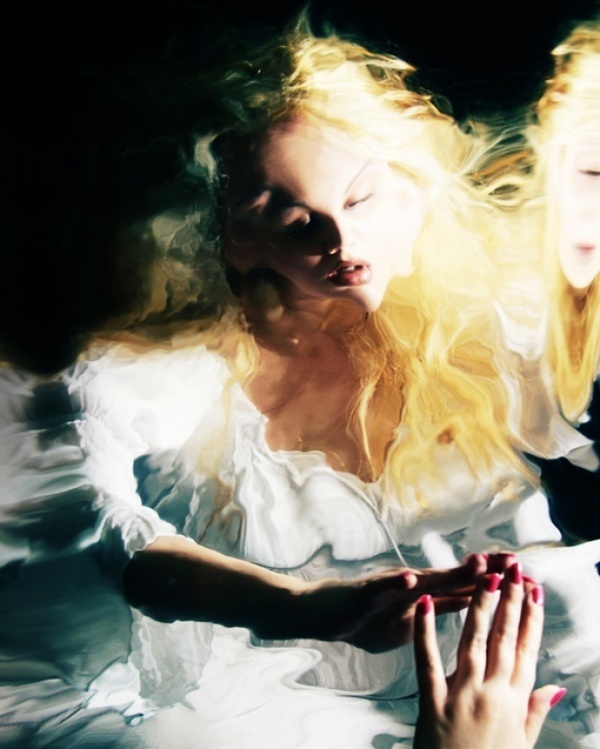 BEYOND THE MIRROR: 'GLASS HOUSES' BY KALLIOPE AMORPHUS #photography