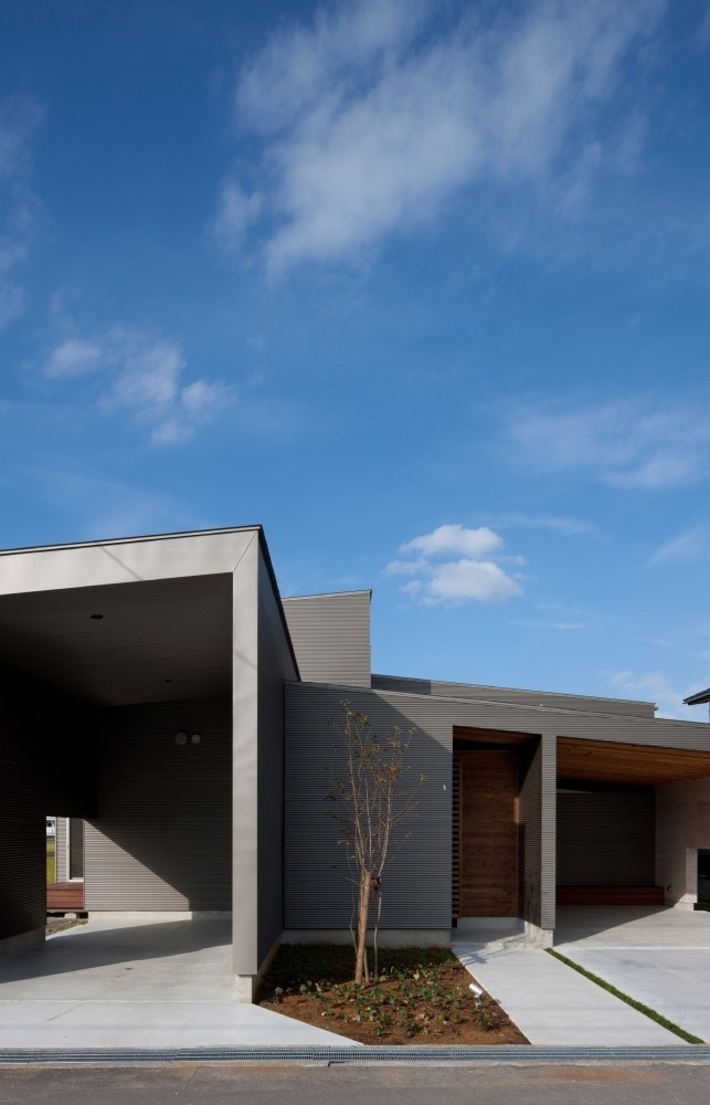 House In Gankaiji by Nakasai Architects #minimalist #house