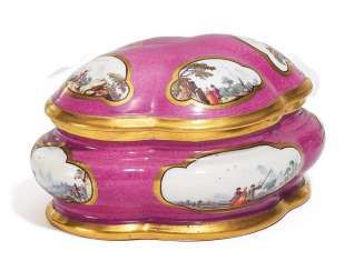 OVAL SUGAR BOWL WITH LANDSCAPE RESERVES ON A PURPLE FOND. Meissen. Around 1740. #Sets #Teasets #Porcelainsets #Antiqueplates #Plates #Wallplates #Figures #Porcelainfigurines #porcelain