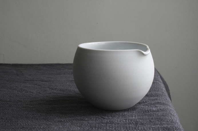 // #stone #ceramics #clay #bowl #pitcher