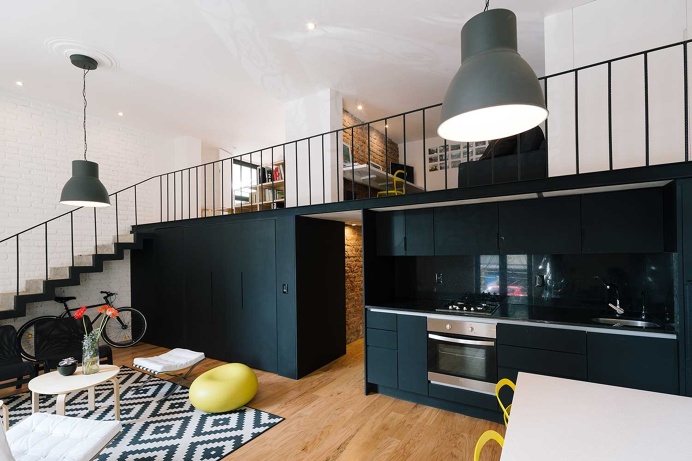 Black kitchen, Colonia Roma apartment, DF Mexico, Cadaval & Sola-Morales. #black #kitchen