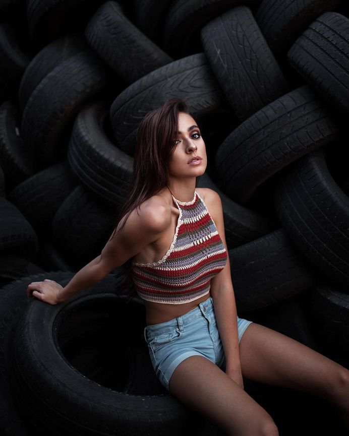 📸Photographer: Ryan DeKorver @deko__photography 🎀Model: Jessi Redmond @jessi_redmond 📌Follow: @portraitistnet 🔖Tag: #portraitistnet