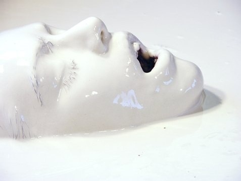 DÎ›RKSHÎ›PES #photography #white #girl