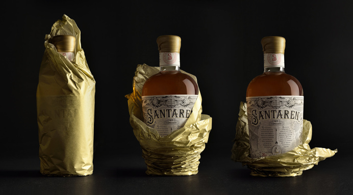 Rum Bottle. Santaren by Estudio Maba