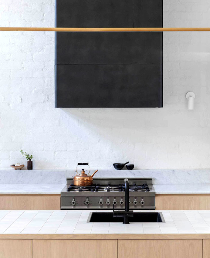 Clare Cousins Architects Created Addition to an Edwardian Cottage - InteriorZine