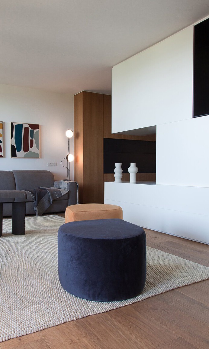 Llull Apartment, Barcelona / YLAB Arquitectos