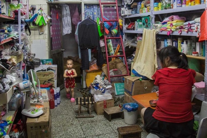 Symbiosis of Working and Living: Claustrophobic Homes of Beijing by Alina Fedorenko