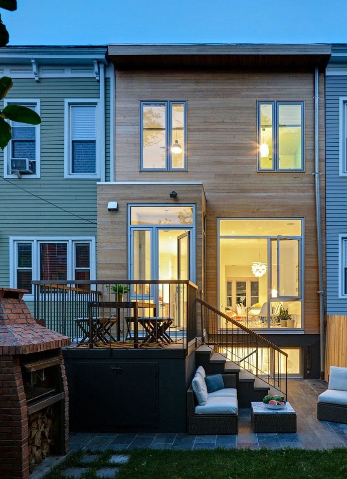 A Williamsburg Row House Gets a Modern Update 17