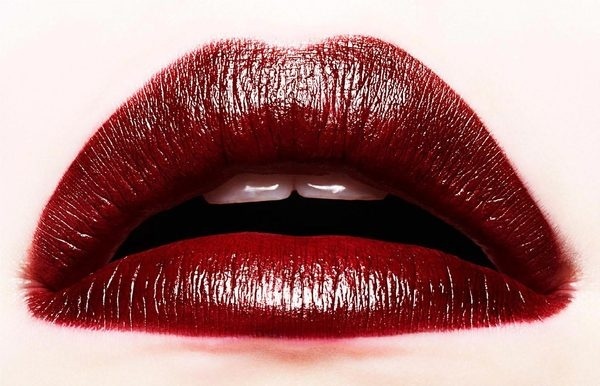 KARINA TWISS GRAZIA #red #mouth #lips
