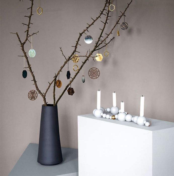 Modern Christmas Decoration 2018 – Trends, Colors and Ideas - InteriorZine