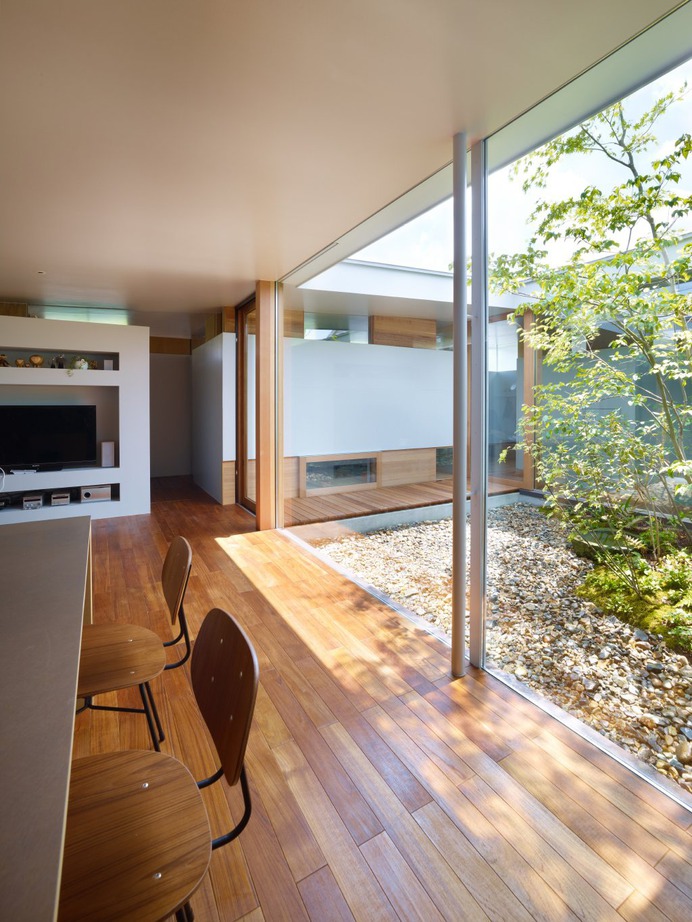 House in Sekiya by Fujiwaramuro Architects