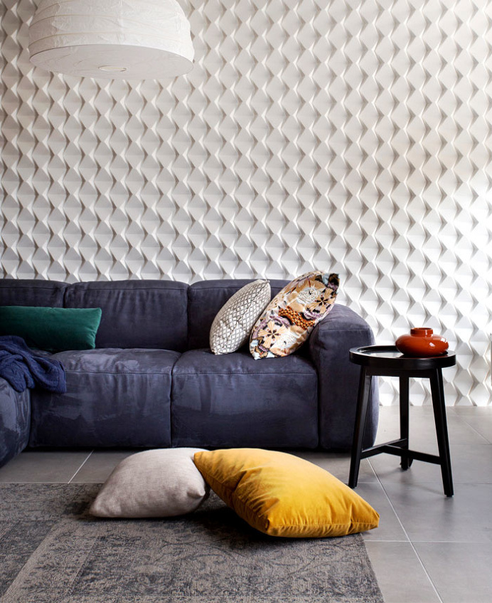 Studio Apartment with Warm Organic Color Scheme and Materials - InteriorZine