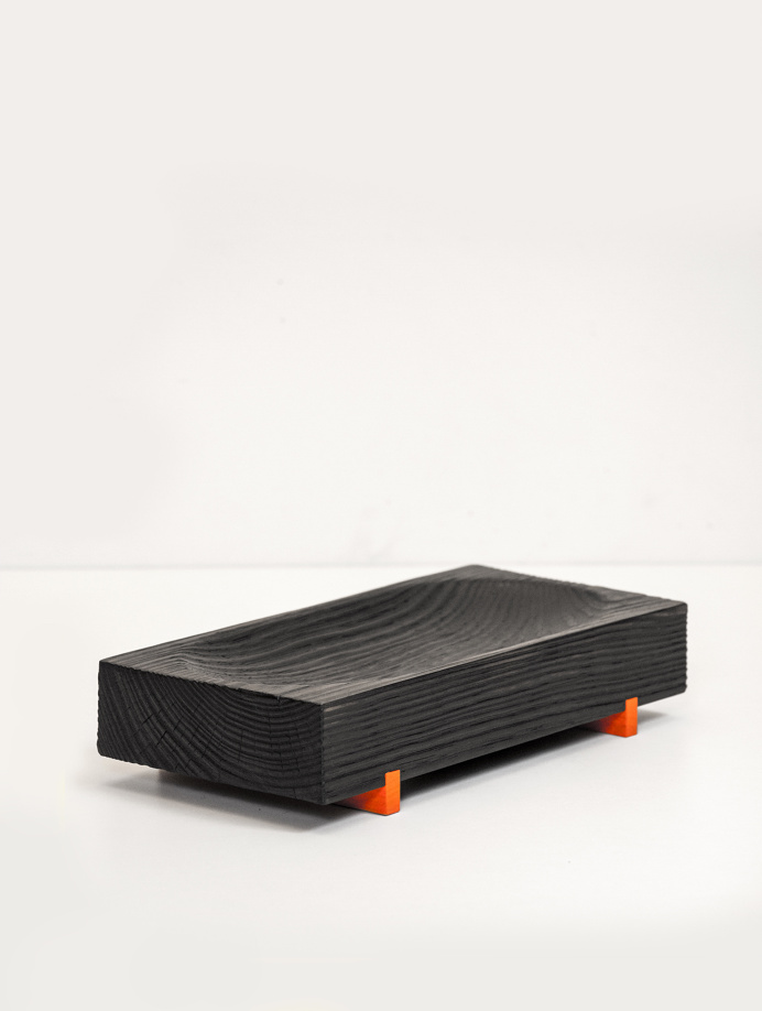 Fushimi is a minimalist design created by France-based designer Ferréol Babin.