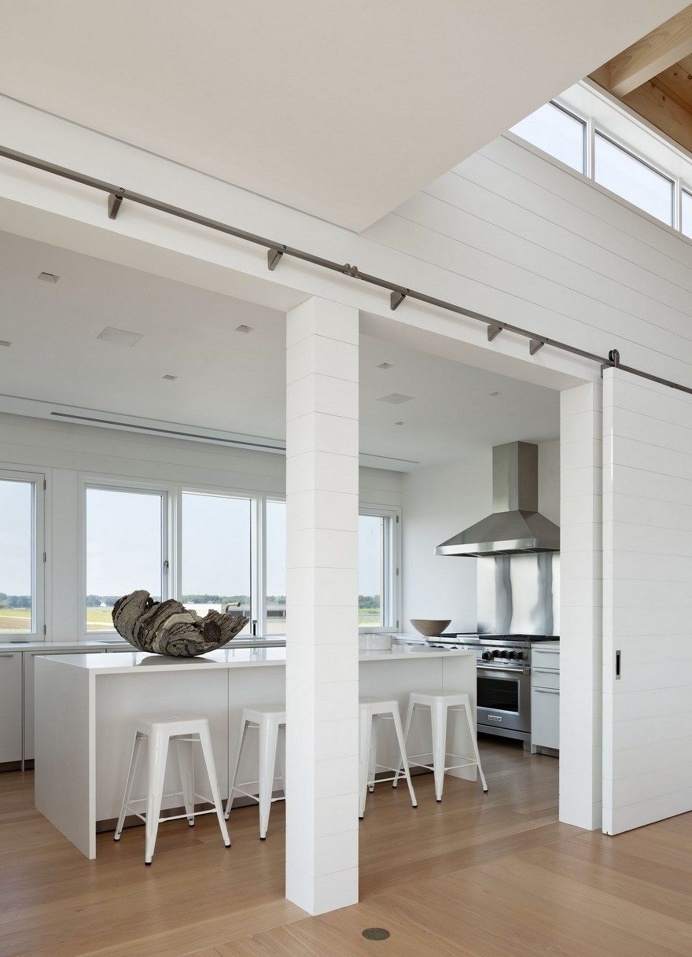 Ocean Pond Residence in Long Island, New York 7
