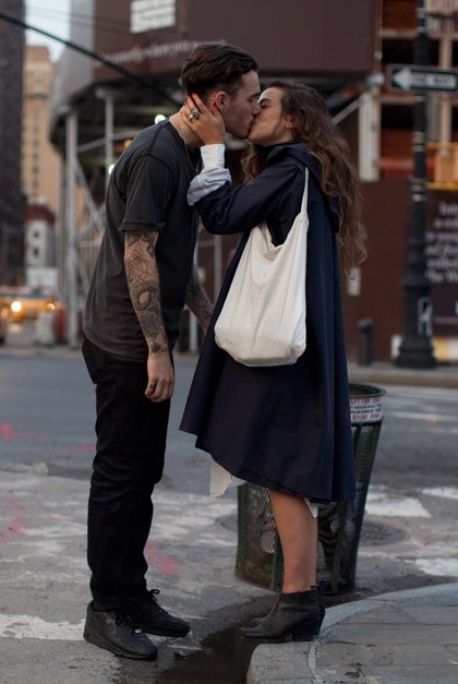 streetfashiondaily:sustayn:rawkiss:life goals tbhYessWorld's best street fashion http://streetfashiondaily.tumblr.com #grey #pants #black #shirt