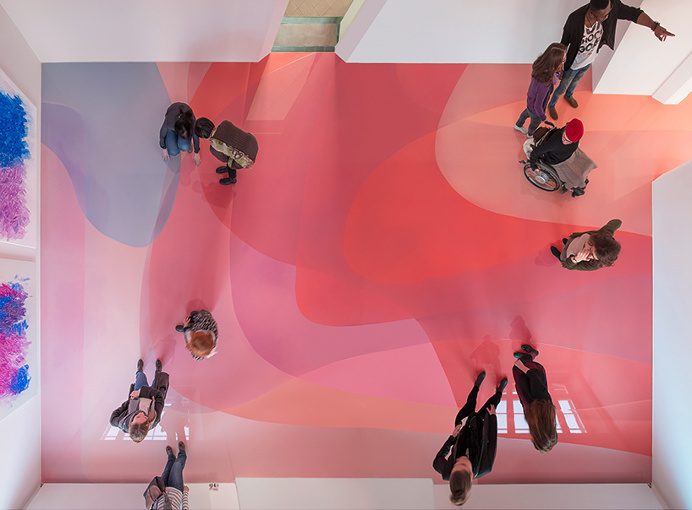 Peter Zimmermann im Museum für Neue Kunst flood pool installation