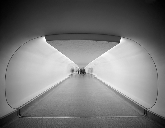 img_0002.jpg 899×700 pixels #saarinen #jfk #twa #terminal #tunnel #airport