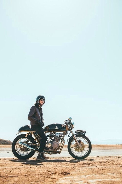 (9) Likes | Tumblr #man #helmet #motocycle #sky