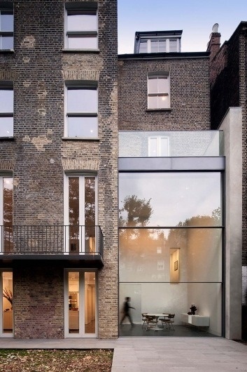 http://b-u-i-l-d.tumblr.com/ #glass #brick #architecture