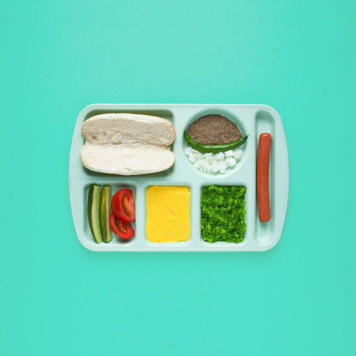 Hot Dog in a lunch tray