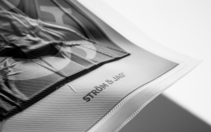 Vacuum sealed beach ball #ball #packaging #vacuumseal #black