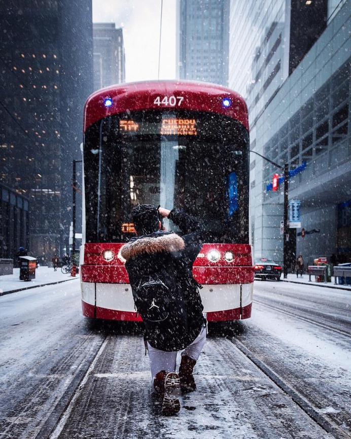 Cinematic and Moody Urban Photography by Mateo Wieland