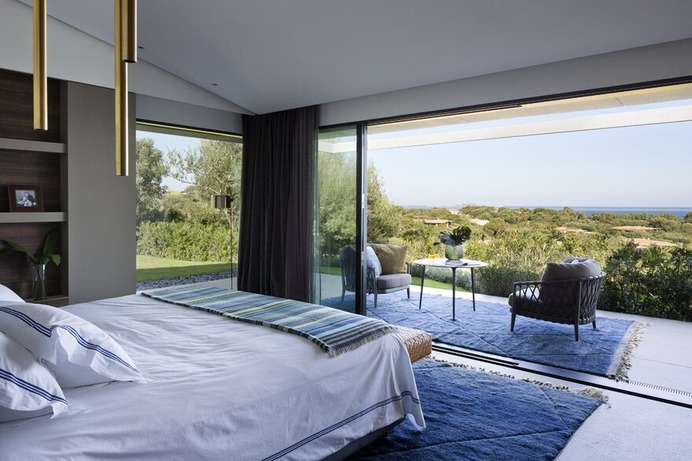 bedroom by Mario Mazzer Architects
