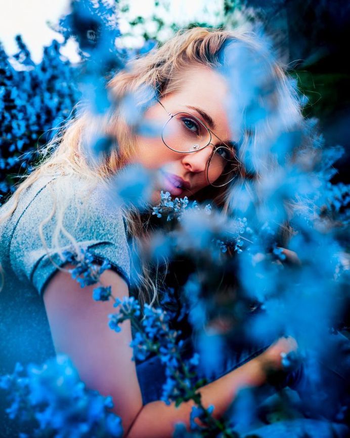 Moody Lifestyle Portrait Photography by Jayce Dirksen