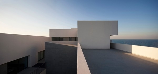 S Cube Chalet by AGi Architects #home #minimal #minimalism