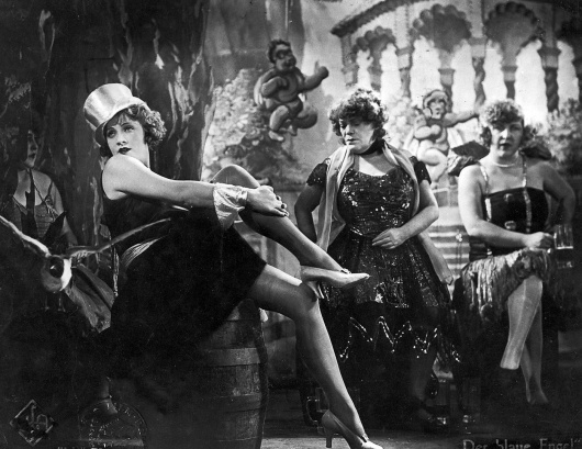 ver19_ange_001f.jpg 1400×1082 pixels #movies #photography #retro #vintage