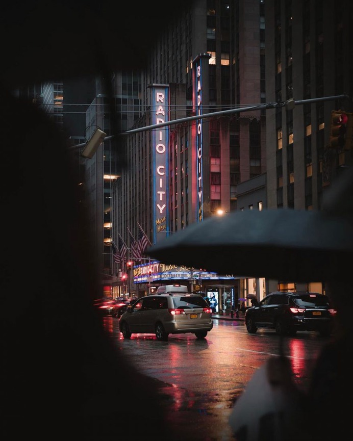 Moody and Cinematic Street Photography by Billy Dee