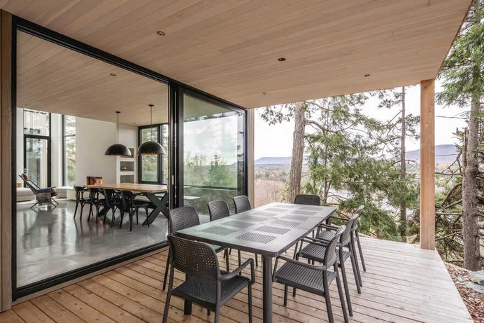 Perchée House, Québec / Natalie Dionne Architecture