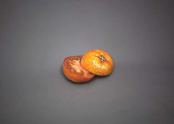 Art by Hikaru Cho - Artist Paints Common Foods to Disguise them as Other Foods #sculpture #vegetable #disguise #round #fruit #orange #food #tomato #sliced #painting #art #sphere