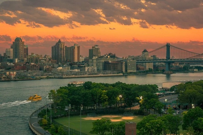 Urban Instagrams of New York City by Larry Potter