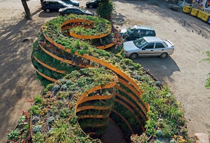 Green Sculpture