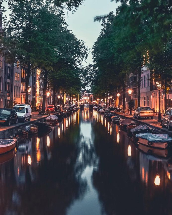 #igersamsterdam: Stunning Street Photography by Gabriel Guita